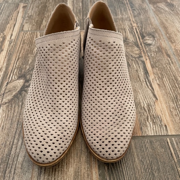 Lucky Brand - Picture 5 of 5